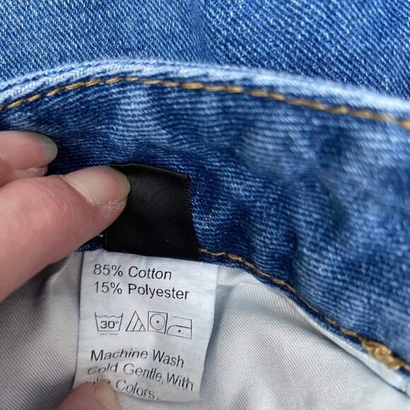 Heavily Distressed Boyfriend jeans size Medium - Picture 3 of 6